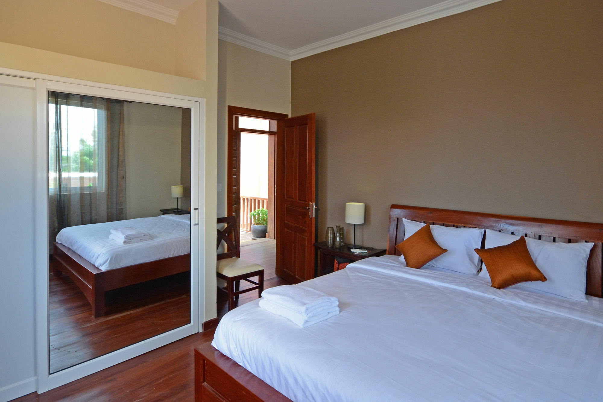 Les Residences Yen Dy Angkor Сием Реап Екстериор снимка